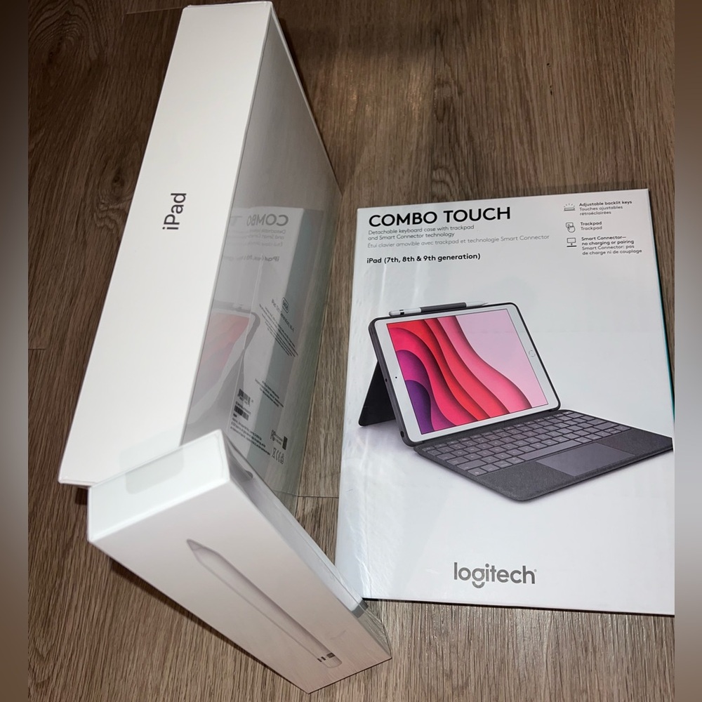 BNIB Apple 10.2” iPad 9th Gen Wi-Fi 64GB Space Gray Bundle wPencil &Logitech Pad